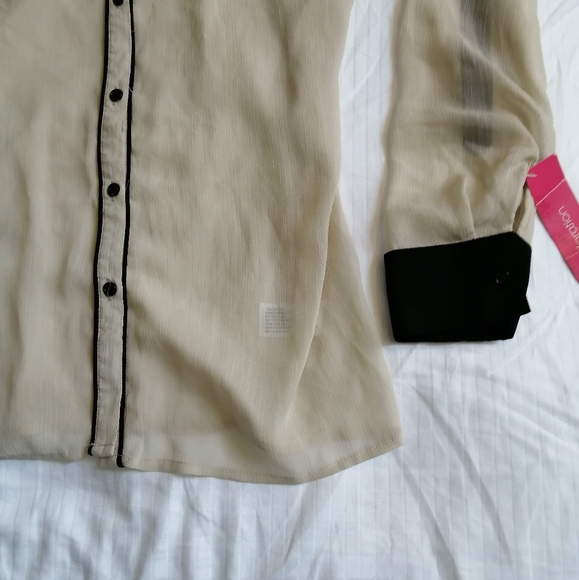 Xhiliration Sheer Button Up Blouse, Off White NWT - Picture 4 of 5